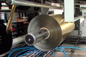 Large diameter of foil rolls processible